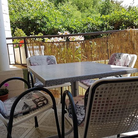 Apartmani Putnik Baska Voda Exterior photo